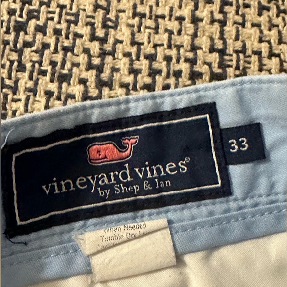 Vineyard Vines Light Blue Shorts 7” - Picture 2 of 2